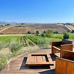 Tenuta Dei Mori-wine Relais Events ファームステイ Villanova