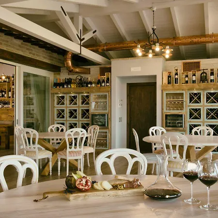 Alojamento de Turismo Rural Tenuta Dei Mori-wine Relais Events